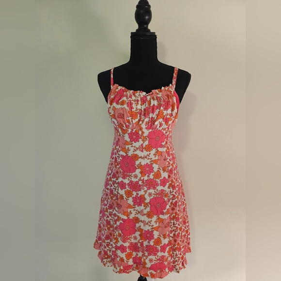 Free People Dresses & Skirts - Free People Pink Floral Dress Size Small